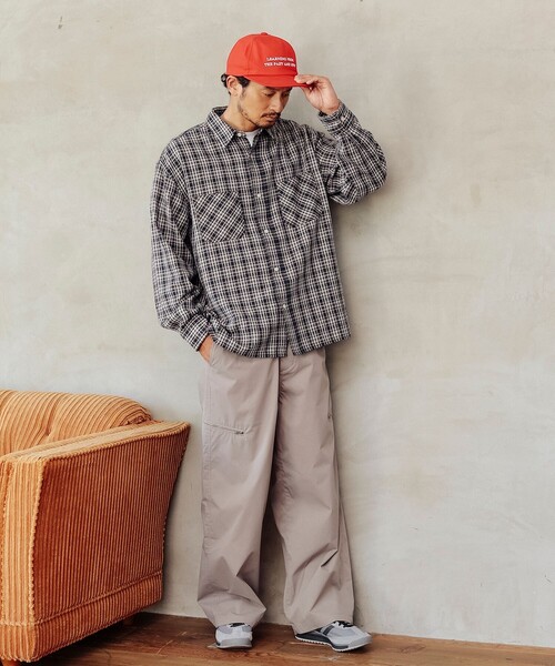 B:MING by BEAMS（ビーミングバイビームス）の「コットン チェック ダブルポケット シャツ（シャツ/ブラウス・メンズ・ネイビー/ブラウン・SMALL/MEDIUM/LARGE/X-LARGE）」の16枚目の写真