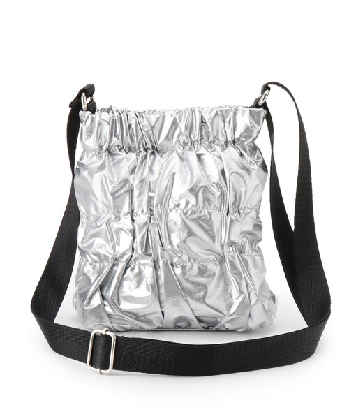 SHOO・LA・RUE（シューラルー）の「◆コーデのアクセントに ギャザーミニショルダーバッグ（ショルダーバッグ・レディース・シルバー/ブラック/ブロンズ・00）」の7枚目の写真