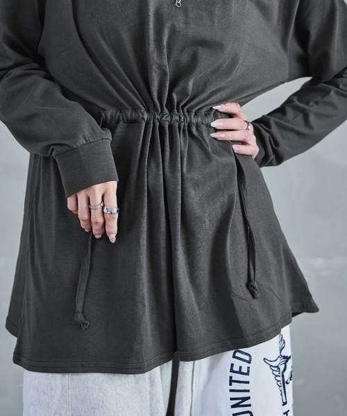 Fashion Letter（ファッションレター）の「【M-5L】ウエストギャザーカットソー 長袖 ロングスリーブ カットソー トップス Tシャツ（Tシャツ/カットソー・レディース・ブラック/チャコールグレー/オフホワイト・M～Ｌ/4L～5L/LL～3L）」の13枚目の写真