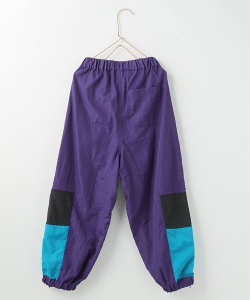 LOWRYS FARM（ローリーズファーム）の「ナイロンキリカエパンツ　145804（その他パンツ・キッズ・パープル/ブラック・120cm/110cm/150cm/140cm/130cm）」の7枚目の写真