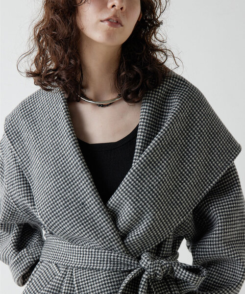 GALLARDAGALANTE(ガリャルダガランテ)の「リバーショールコート(その他アウター・レディース・ブラック/ベージュ/キャメル・FREE)」の6枚目の写真