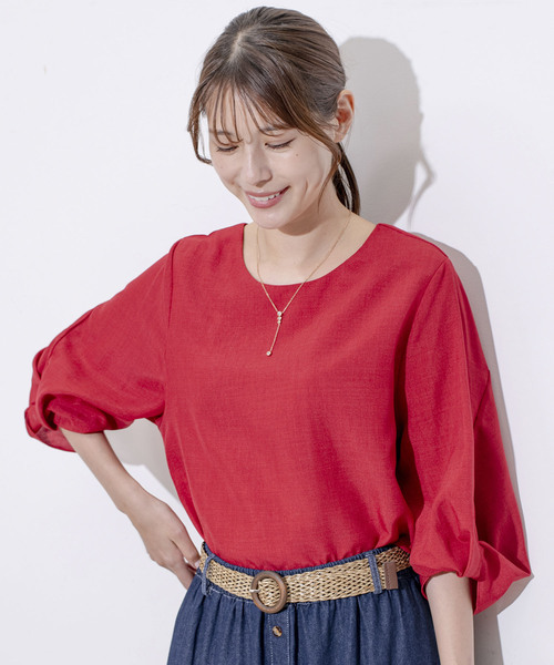Jayro(ジャイロ)の「ボリューム袖チュニックブラウス(シャツ/ブラウス・レディース・ブラック/ワイン/グリーン/ベージュ/ネイビー・FREE)」の5枚目の写真