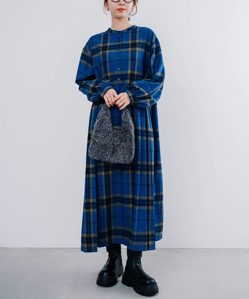 refinedworks(リファインドワークス)の「【refinedworks】 オリジナル起毛チェックのプリーツワンピース!(ワンピース・レディース・レッド/ブルー/ブラック/ボルドー/イエロー/オリーブ×ブラック・FREE)」の4枚目の写真