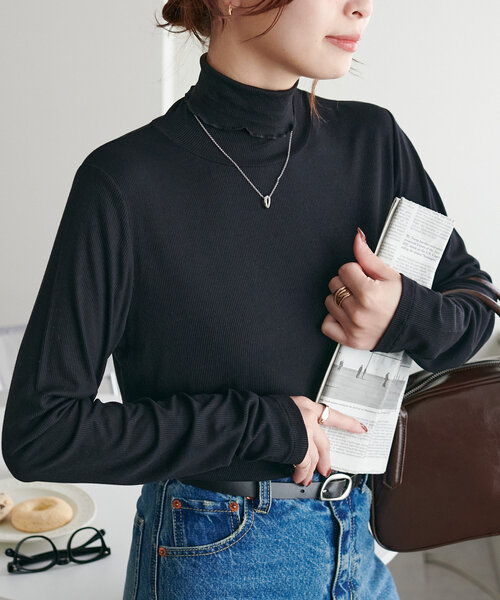 DISCOAT(ディスコート)の「ソフトリブタートル《WEB限定カラーあり》(Tシャツ/カットソー・レディース・グレー系その他/グリーン系その他/グリーン/オレンジ/グレー/レッド/オフホワイト/ピンク/ブラック/チャコールグレー・FREE)」の1枚目の写真