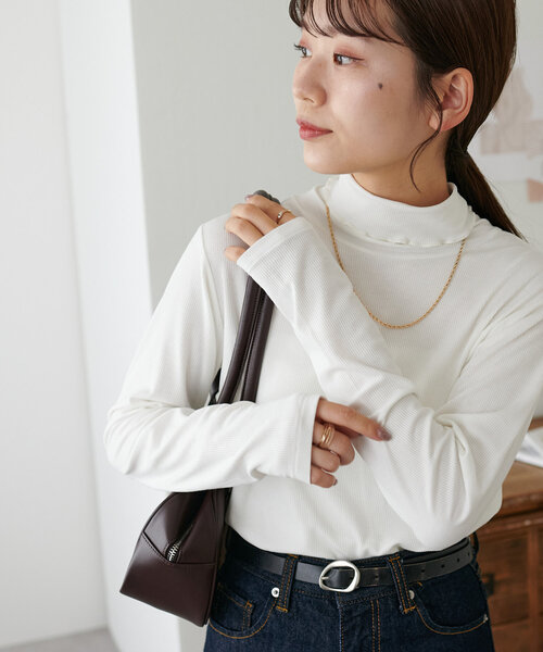 DISCOAT(ディスコート)の「ソフトリブタートル《WEB限定カラーあり》(Tシャツ/カットソー・レディース・グレー系その他/グリーン系その他/グリーン/オレンジ/グレー/レッド/オフホワイト/ピンク/ブラック/チャコールグレー・FREE)」の14枚目の写真