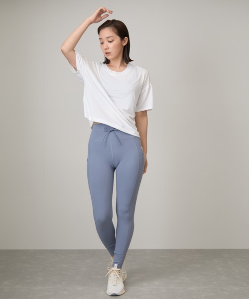 Vuori（ヴオリ）の「【Vuori】Energy Tee エナジーTシャツ（Tシャツ/カットソー・レディース・ホワイト/ベージュ系その他/ブルー系その他/ブラック系その他・M）」の8枚目の写真