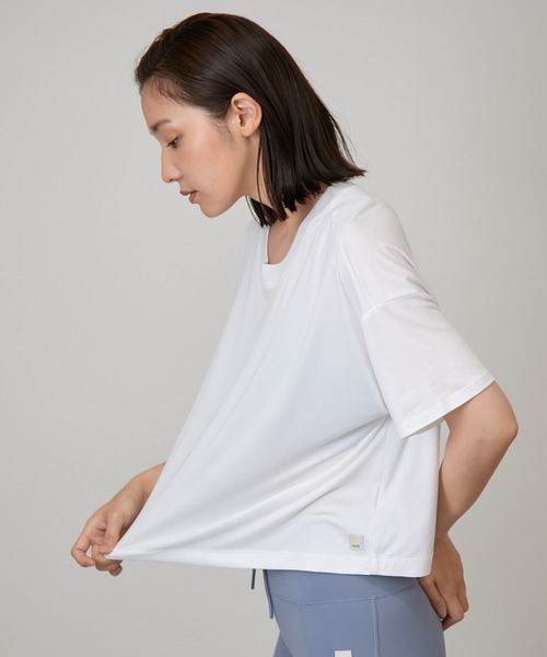 Vuori（ヴオリ）の「【Vuori】Energy Tee エナジーTシャツ（Tシャツ/カットソー・レディース・ホワイト/ベージュ系その他/ブルー系その他/ブラック系その他・M）」の22枚目の写真