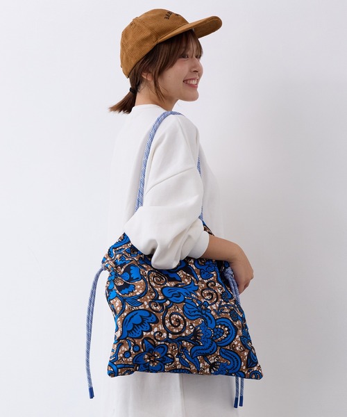 TOPKAPI COULEUR(トプカピクリュ)の「【TOPKAPI COULEUR】アフリカン柄 パラコード ハンドル トート バッグ(トートバッグ・レディース・パープル/グリーン/ブルー/イエロー/ロイヤルブルー・FREE)」の9枚目の写真