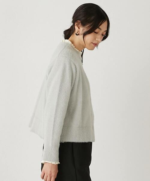 MELROSE claire（メルローズ クレール）の「【落ち着いた煌きラメフェザー大人Vネックカーディガン】（ニット/セーター・レディース・キャメル/グレー/チャコールグレー・FREE）」の22枚目の写真