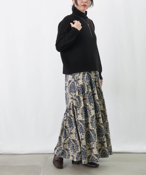 LUCA/LADY LUCK LUCA（ルカ/レディラックルカ）の「【ウォッシャブル】LC/LLL ホールガーメントハイネックニット（ニット/セーター・レディース・ブラック/パープル/アイボリー/マスタード・FREE）」の19枚目の写真