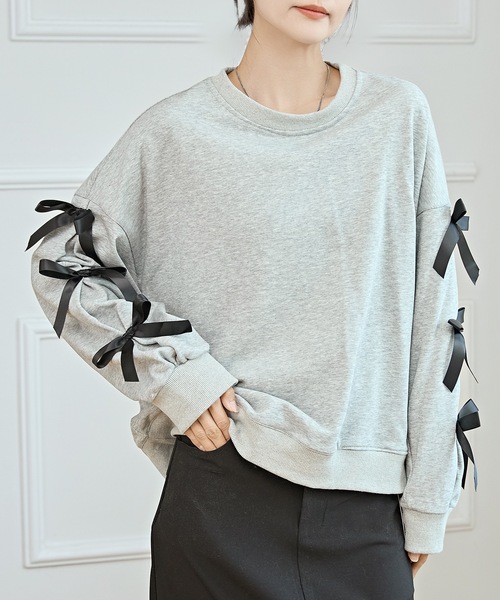 Lace Ladies(レースレディース)の「リボン付き ビッグシルエット 長袖 スウェット プルオーバー(スウェット・レディース・ネイビー/グレー・FREE)」の1枚目の写真