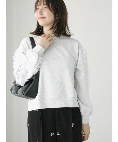 Te chichi TERRASSE（テチチテラス）の「袖チュールフリル裏毛スウェット（その他トップス・レディース・キナリ/ブラック/オフホワイト・F）」の3枚目の写真