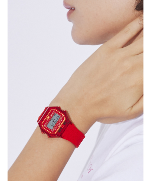 ICE WATCH(アイスウォッチ)の「【ICE-WATCH / アイスウォッチ】ICE DIGIT RETRO / 腕時計 / ユニセックス / ギフト / シリコン【WEB限定】(デジタル腕時計・レディース・ブラック/サックスブルー/エメラルド/ホワイト/ピンク/レッド/イエロー/オレンジ・フリー)」の2枚目の写真