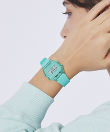 Rouge vif la cle（ルージュヴィフラクレ）の「【ICE-WATCH / アイスウォッチ】ICE DIGIT RETRO / 腕時計 / ユニセックス / ギフト / シリコン【WEB限定】（デジタル腕時計）」