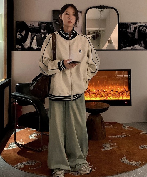 Teem Store（チームストア）の「配色ラインスタンドジップアップジャージ（ジャージ・レディース・アイボリー/ネイビー・M/L）」の6枚目の写真