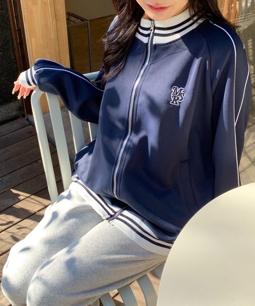 Teem Store（チームストア）の「配色ラインスタンドジップアップジャージ（ジャージ・レディース・アイボリー/ネイビー・M/L）」の14枚目の写真