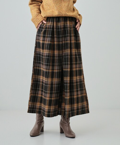 SHOO・LA・RUE（シューラルー）の「大人が着たい 微起毛 チェック柄ガウチョパンツ（その他パンツ・レディース・ブラック系1/イエロー系1・01/02/03/04）」の7枚目の写真