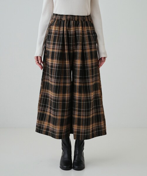 SHOO・LA・RUE（シューラルー）の「大人が着たい 微起毛 チェック柄ガウチョパンツ（その他パンツ・レディース・ブラック系1/イエロー系1・01/02/03/04）」の11枚目の写真