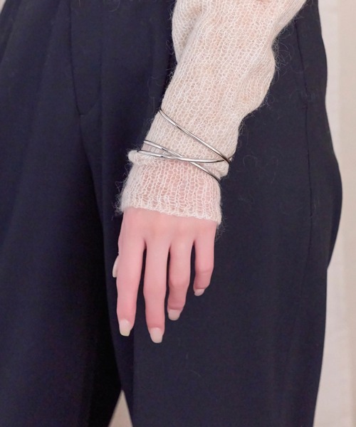 Phoebe（フィービィー）の「ニュアンスラインワイドカフバングル（バングル/リストバンド・レディース・イエローゴールド/シルバー・FREE）」の16枚目の写真