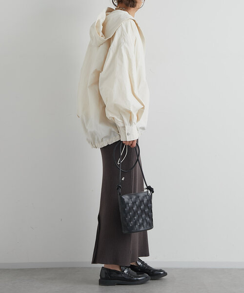 un dix cors（アンディコール）の「Aラインボリュームマンパ（マウンテンパーカー・レディース・アイボリー/ブラック・FREE）」の9枚目の写真