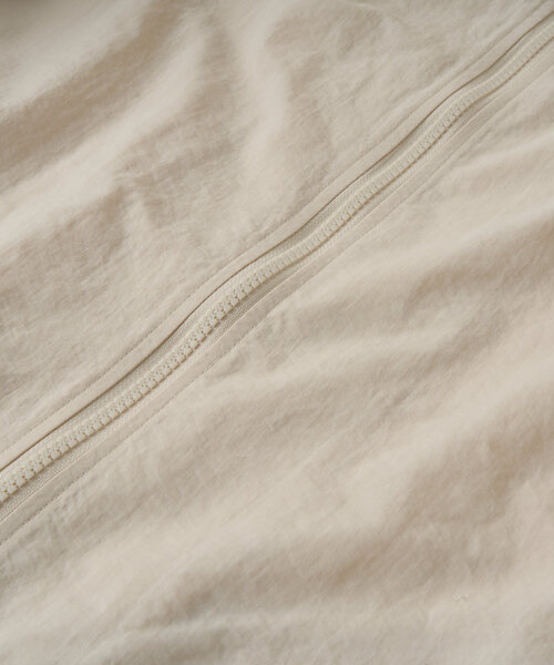 un dix cors（アンディコール）の「Aラインボリュームマンパ（マウンテンパーカー・レディース・アイボリー/ブラック・FREE）」の12枚目の写真