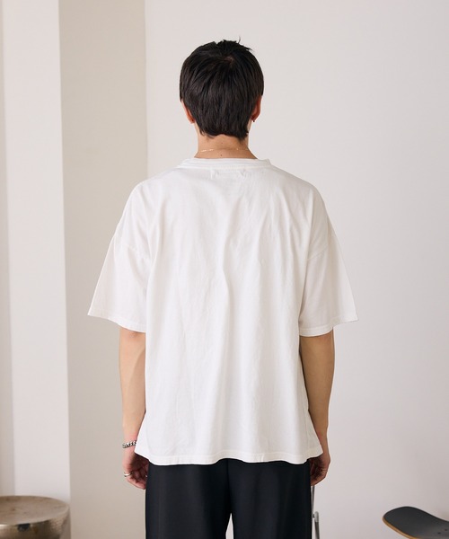 REMI RELIEF(レミレリーフ)の「REMI RELIEF/レミレリーフ HARD SP加工20/-天竺BIGサイズ (SHIT) Tシャツ(Tシャツ/カットソー・メンズ・オフホワイト/ブラック・M/L/XL)」の13枚目の写真