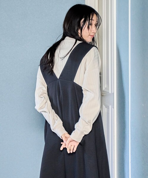 coen（コーエン）の「ポリツイル Vネック ジャンパースカート（ジャンパースカート・レディース・ブラック/ベージュ/オリーブ・M/L）」の5枚目の写真