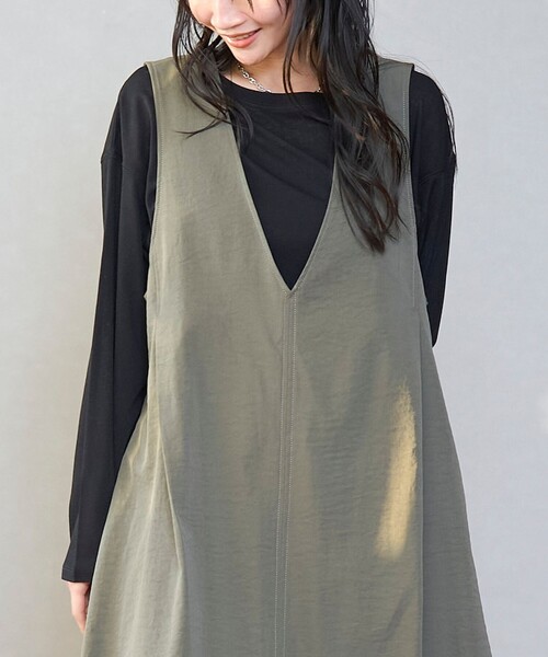 coen（コーエン）の「ポリツイル Vネック ジャンパースカート（ジャンパースカート・レディース・ブラック/ベージュ/オリーブ・M/L）」の18枚目の写真