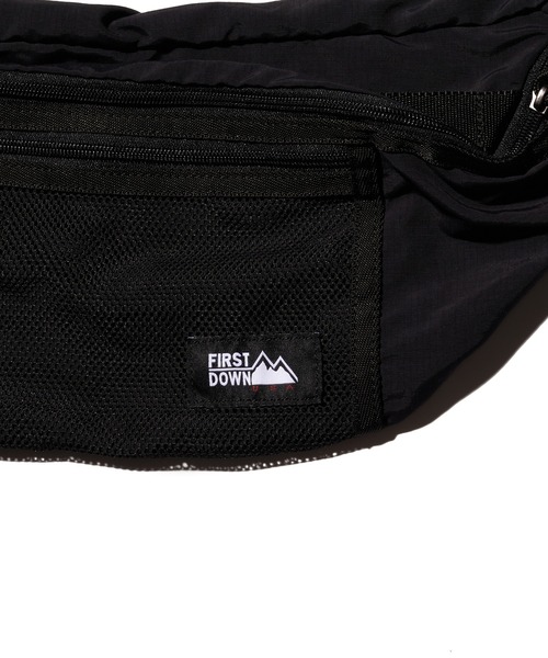 FIRST DOWN（ファーストダウン）の「軽量 ボディバッグ（ボディバッグ/ウエストポーチ・メンズ・ブラック/ブルーグリーン・F）」の10枚目の写真