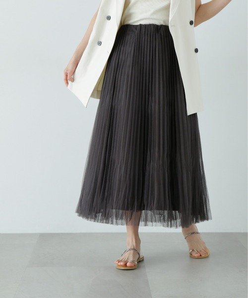N.（N. Natural Beauty Basic）（エヌエヌナチュラルビューティーベーシック）の「ランダムプリーツチュールスカート（スカート・レディース・オフホワイト/チャコールグレー・MEDIUM/SMALL）」の16枚目の写真