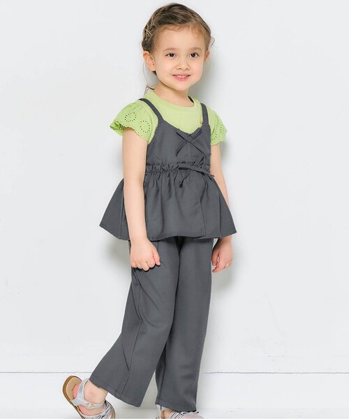 apres les cours（アプレレクール）の「【ジュニア対応】リボンビスチェ&フリルタックパンツ2Pセット（セットアップ・キッズ・インディゴブルー/チャコール/ブラック・140/90/100/110/120/130）」の2枚目の写真