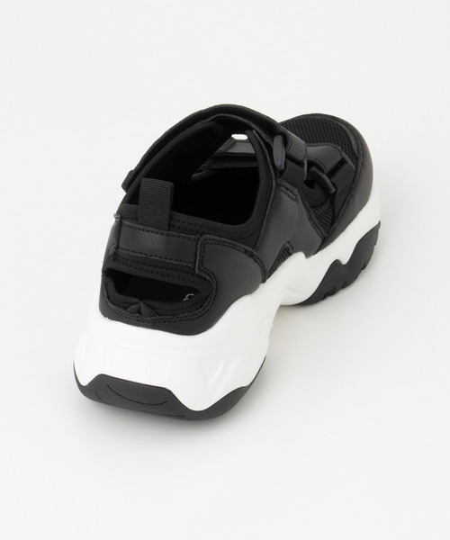 Honeys（ハニーズ）の「スニーカーサンダル（サンダル・レディース・ブラック/ブラック×ホワイト・L/LL/M/S）」の11枚目の写真