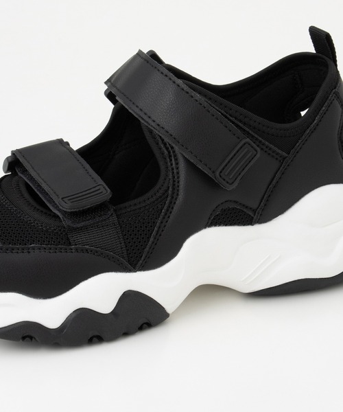 Honeys（ハニーズ）の「スニーカーサンダル（サンダル・レディース・ブラック/ブラック×ホワイト・L/LL/M/S）」の21枚目の写真