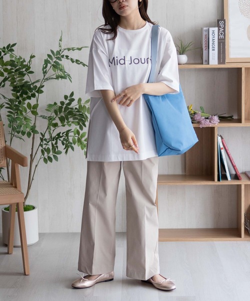 HusHusH（ハッシュアッシュ）の「HusHusH ロゴプリントチュニック（Tシャツ/カットソー・レディース・ブラック/オフホワイト/ベージュ・L/M）」の4枚目の写真