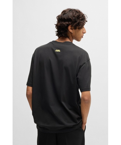 HUGO(ヒューゴ)の「コットンジャージー Tシャツ キャットアイ グラフィックプリント(Tシャツ/カットソー・メンズ・ブラック・M/XS/L/XL/S)」の3枚目の写真