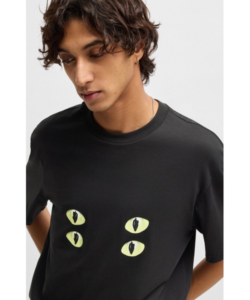 HUGO(ヒューゴ)の「コットンジャージー Tシャツ キャットアイ グラフィックプリント(Tシャツ/カットソー・メンズ・ブラック・M/XS/L/XL/S)」の2枚目の写真