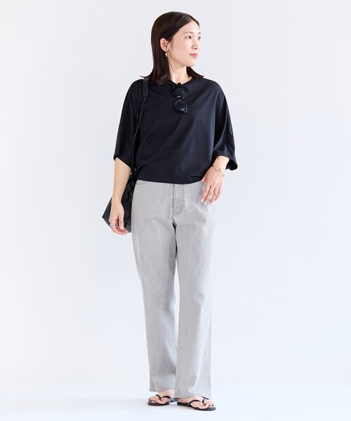 UNFILO(アンフィーロ)の「BEAUTY FORM-T ドルマンTシャツ(Tシャツ/カットソー・レディース・ホワイト系/グレー系/ネイビー系/ベージュ系・X-LARGE)」の16枚目の写真