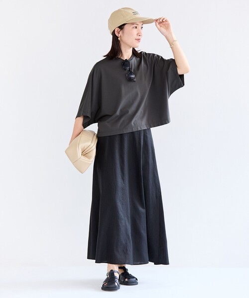 UNFILO(アンフィーロ)の「BEAUTY FORM-T ドルマンTシャツ(Tシャツ/カットソー・レディース・ホワイト系/グレー系/ネイビー系/ベージュ系・X-LARGE)」の17枚目の写真