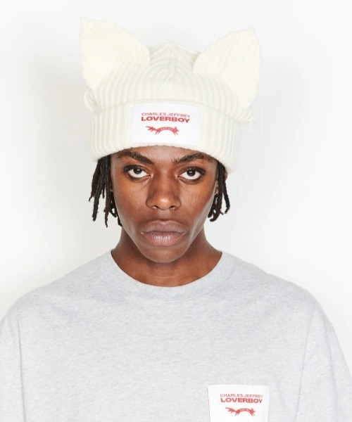 Charles Jeffrey Loverboy（チャールズジェフリーラバーボーイ）の「Charles Jeffrey LOVERBOY/チャールズジェフリーラバーボーイ/CHUNKY EARS BEANIE（ニットキャップ/ビーニー・メンズ・ブラック/ホワイト系2/エンジ/ブルー/ピンク/モスグリーン・F）」の11枚目の写真
