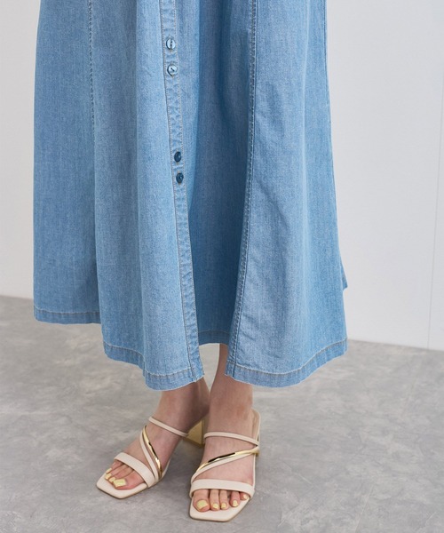 VIS(ビス)の「バルーンスリーブデニムワンピース(ワンピース・レディース・サックスブルー/ブルー・FREE)」の21枚目の写真