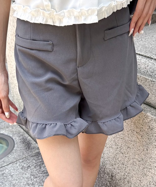 Mejoul(メジュール)の「フロントポケット 裾フリルショートパンツ(その他パンツ・レディース・グレー/ブラック・M/L)」の18枚目の写真