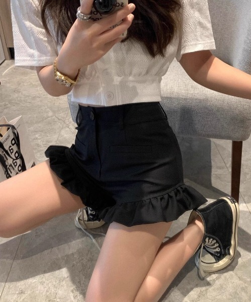 Mejoul(メジュール)の「フロントポケット 裾フリルショートパンツ(その他パンツ・レディース・グレー/ブラック・M/L)」の22枚目の写真
