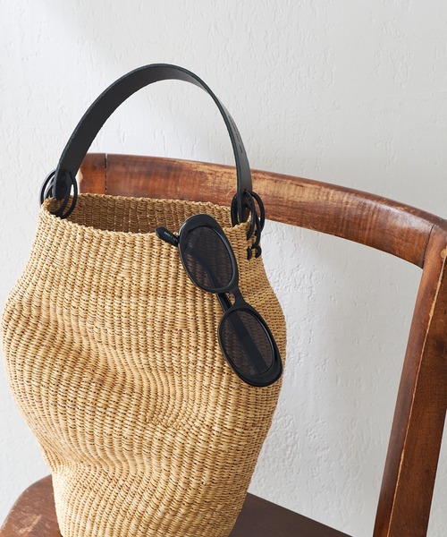 THE PAUSE（ザ ポーズ）の「【THE PAUSE】オーバルサングラス（サングラス・レディース・ブラック・FREE）」の9枚目の写真