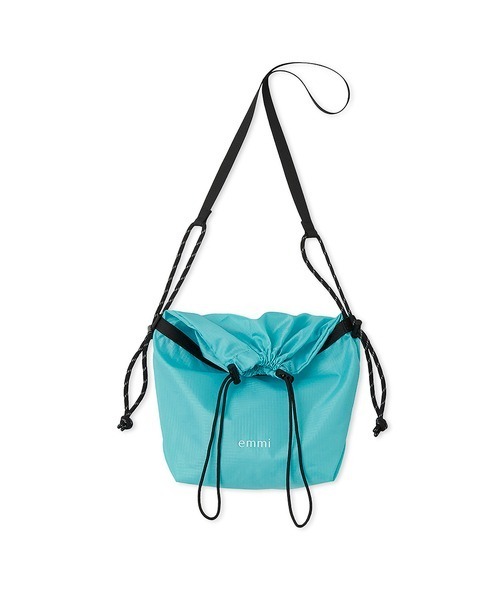 emmi（エミ）の「【USAGI限定カラー】パッカブルバッグパック（ショルダーバッグ・レディース・ライトグレー/ブラック/ブルー・FREE）」の3枚目の写真