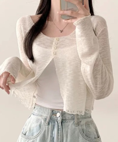 AsRiRe(アスリレイ)の「シアークロップドカディカン(カーディガン/ボレロ・レディース・ホワイト/ブラック・M)」の1枚目の写真