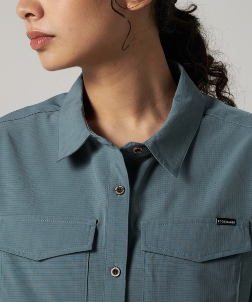 Eddie Bauer(エディーバウアー)の「ホライゾン ガイド 半袖 シャツ(シャツ/ブラウス・レディース・ブルーグレー/ブラック/サンドベージュ・S/M/L/XL)」の18枚目の写真