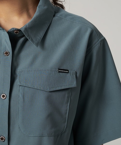 Eddie Bauer(エディーバウアー)の「ホライゾン ガイド 半袖 シャツ(シャツ/ブラウス・レディース・ブルーグレー/ブラック/サンドベージュ・S/M/L/XL)」の19枚目の写真