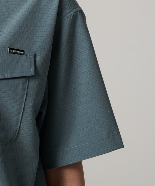 Eddie Bauer(エディーバウアー)の「ホライゾン ガイド 半袖 シャツ(シャツ/ブラウス・レディース・ブルーグレー/ブラック/サンドベージュ・S/M/L/XL)」の20枚目の写真