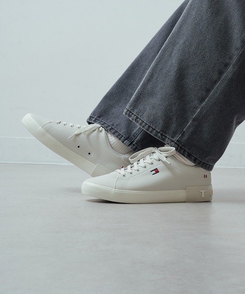 トミー TOMMY HILFIGER (トミーヒルフィガー) デニム ワンポイント 二