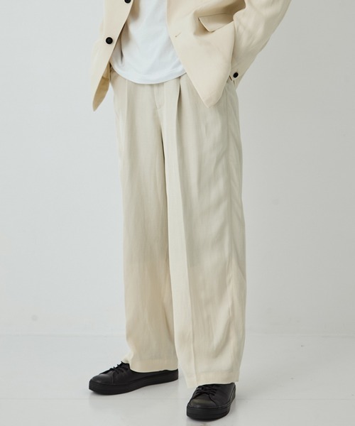 UNITED TOKYO（ユナイテッドトウキョウ）の「ヴィスコースリネンイージーパンツ（その他パンツ・メンズ・ブラック/オフホワイト/ブラウン・1/2）」の2枚目の写真